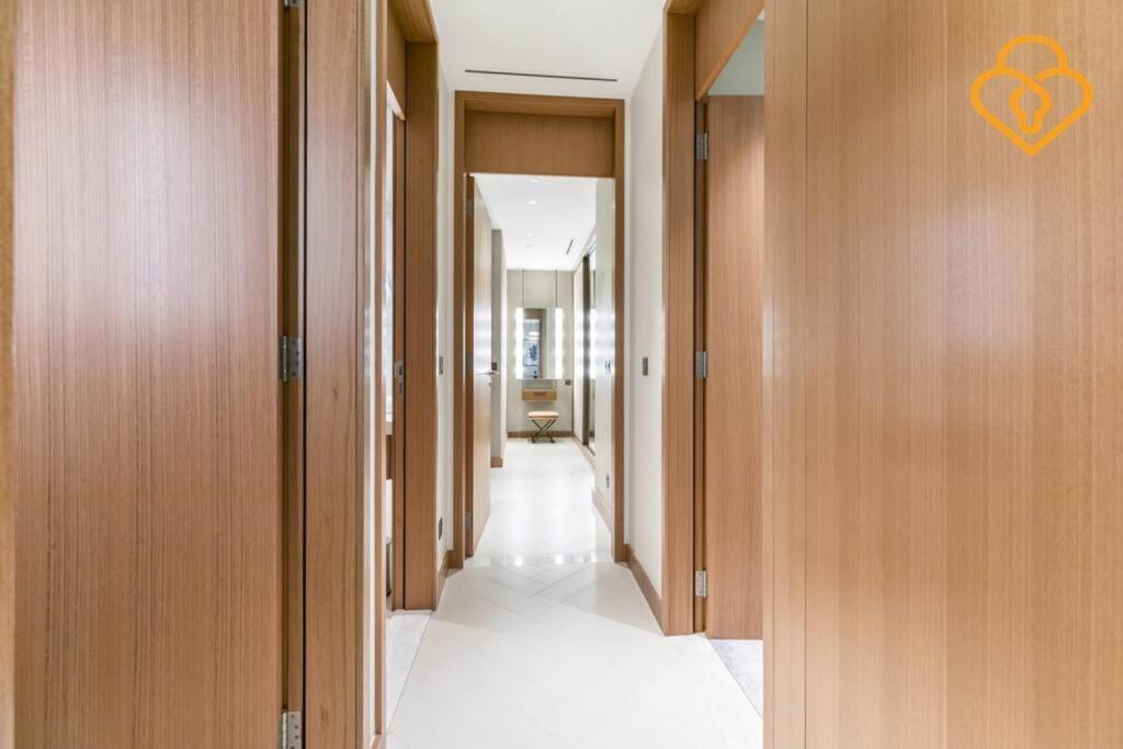Keysplease Address Opera 2br Downtown 26
