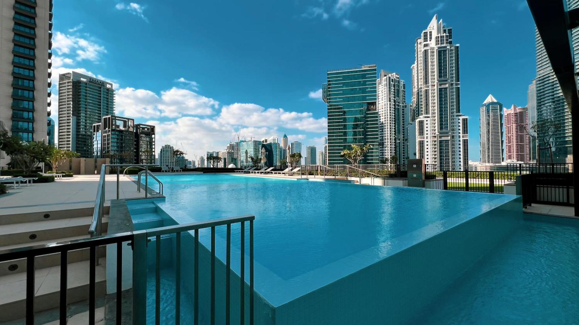 Apartamento Glorious Burj Khalifa & Fountain Views, 4bdr Dubai