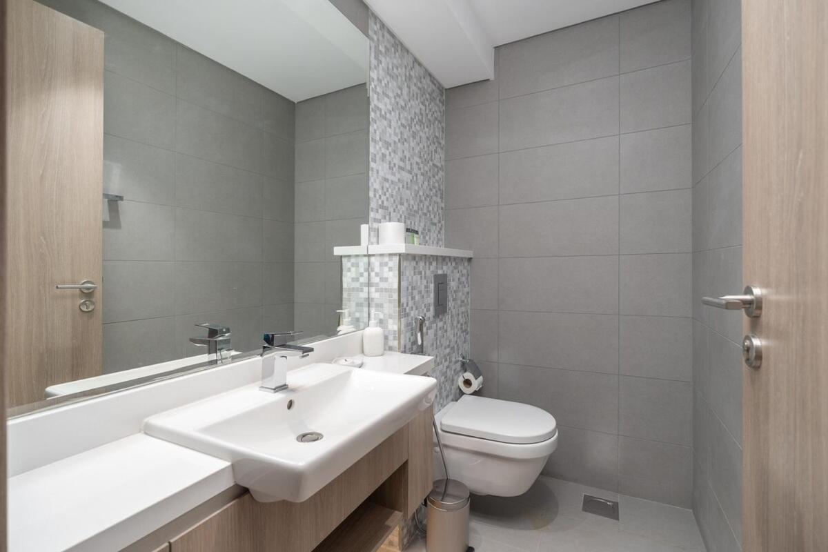 Exceptional 3bedroom With The Incredible View In Marina Dubaï