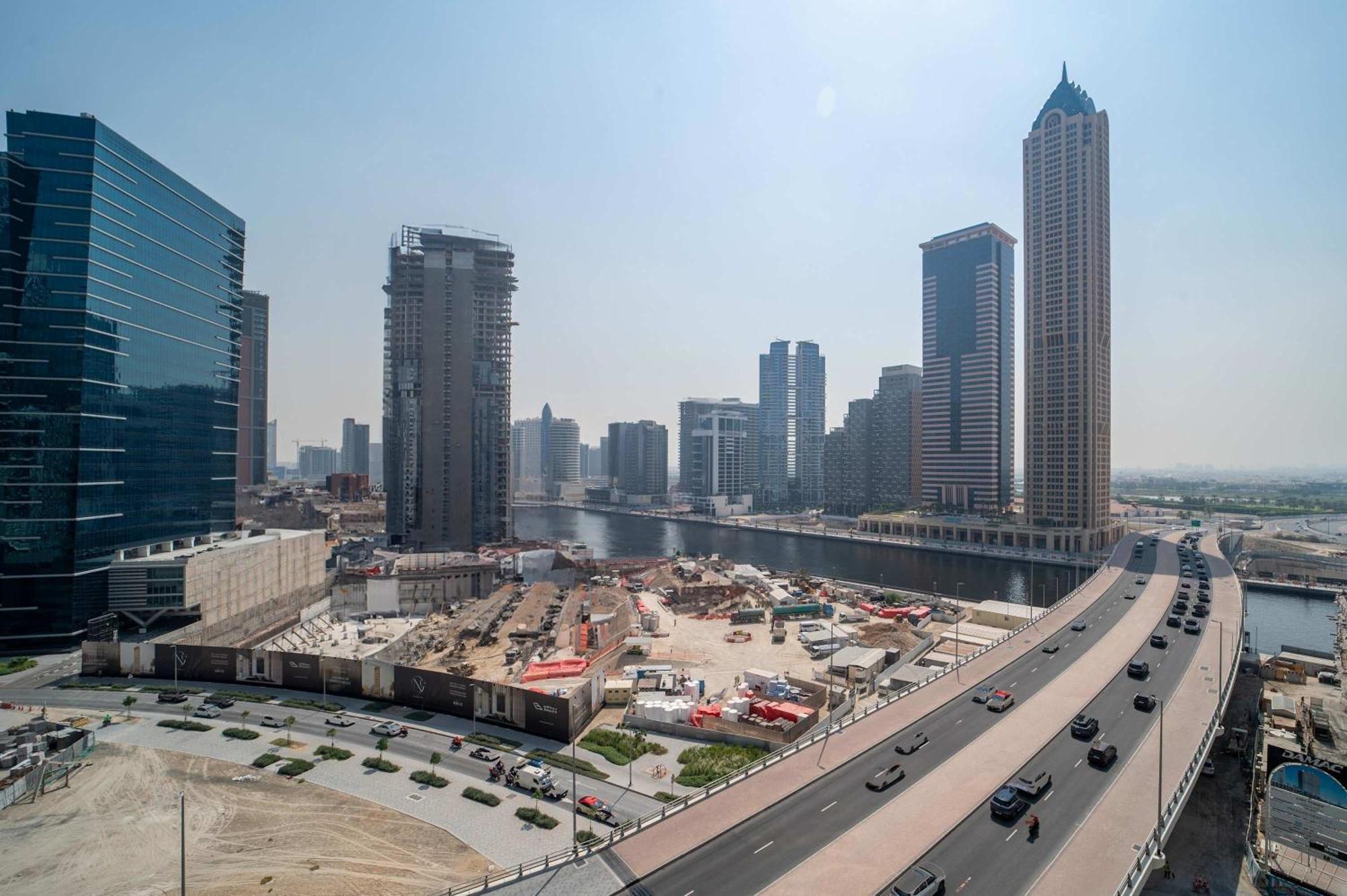 Frank Porter - Zada Tower Appartement