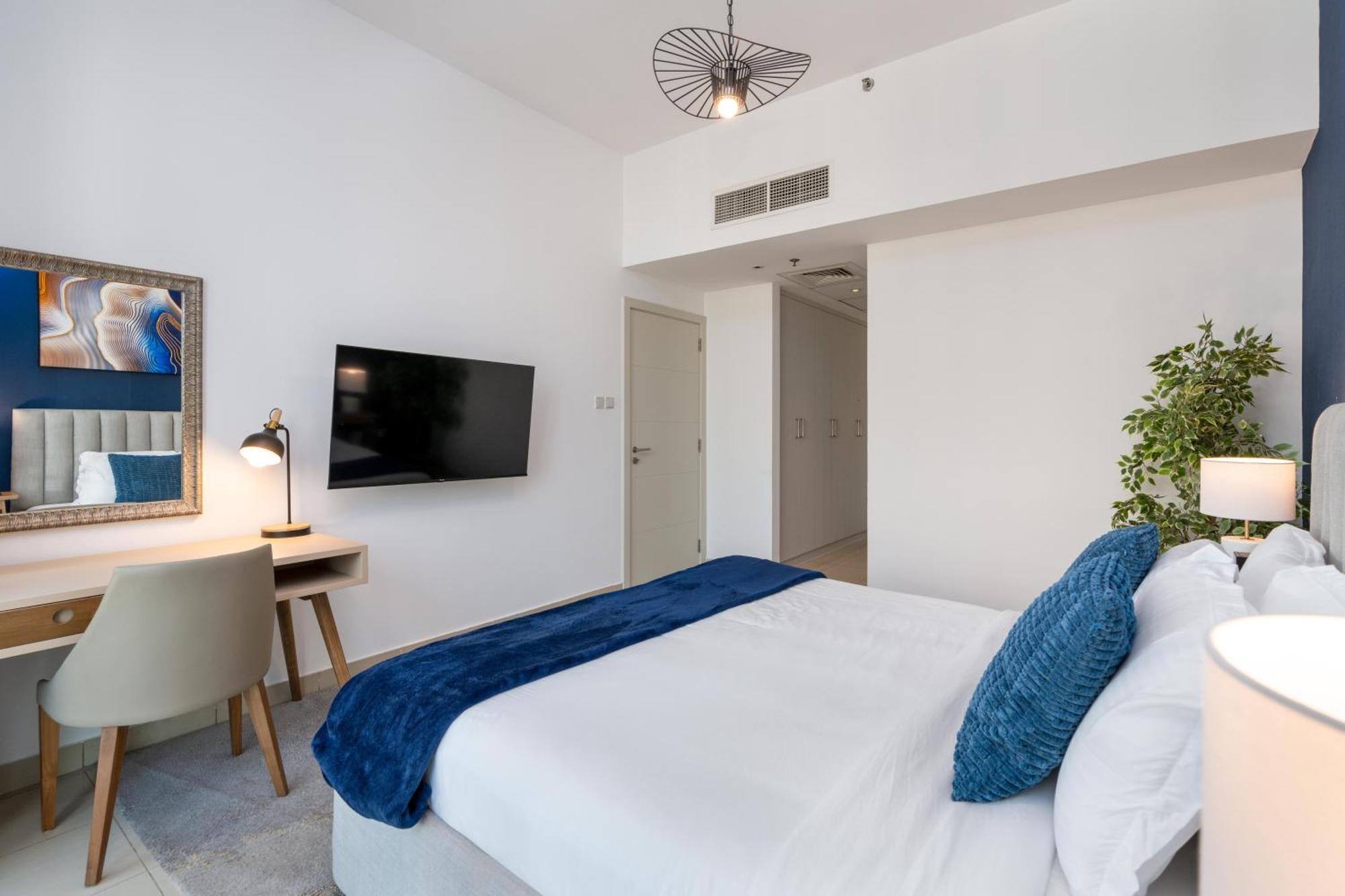 Burj Khalifa Views - 5 Min Walk From Mall - Upgraded - Designer Choice - 8 People - Opera *