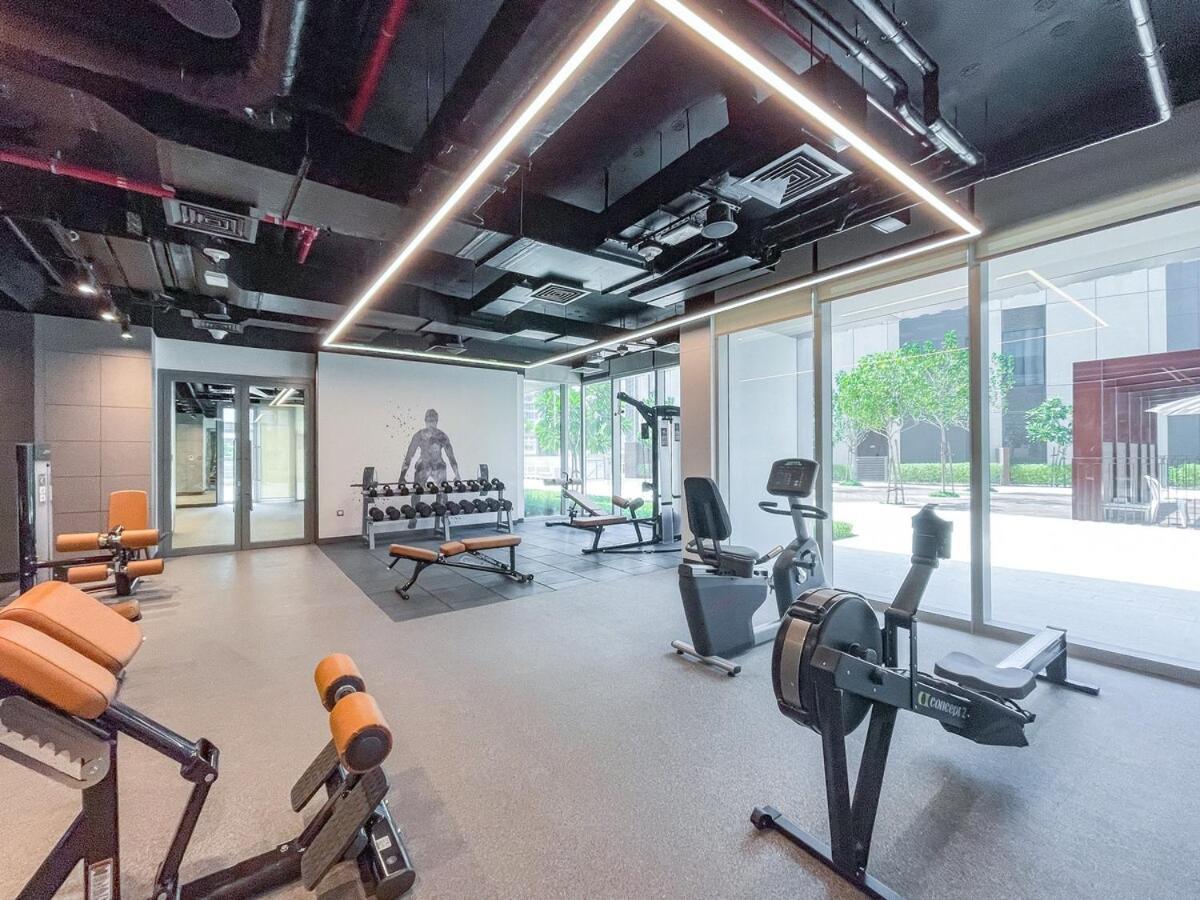 Stylish 2-bed Oasis With Pool In Peaceful Creek Harbour * Dubaï