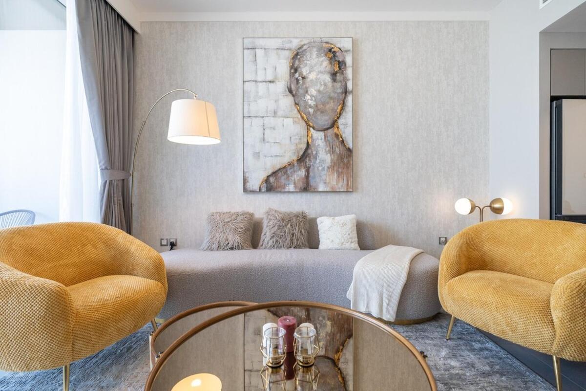 Appartement Stylish 2-bed Oasis With Pool In Peaceful Creek Harbour *