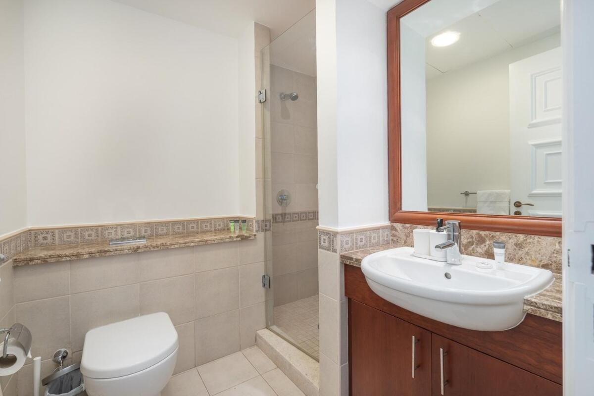 Lägenhet Spacious 3-bedrooms With Cozy Balcony In Palm Jumeira! *