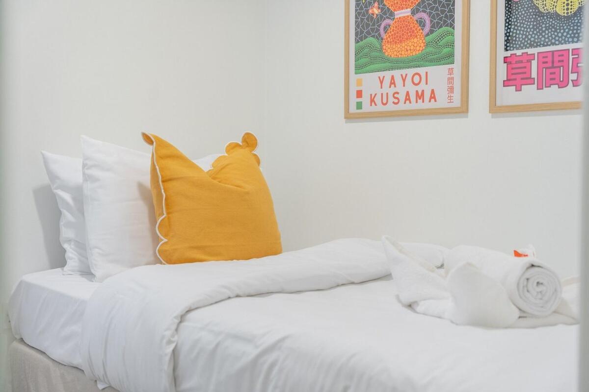 Spacious 3-bedrooms With Cozy Balcony In Palm Jumeira! Dubai