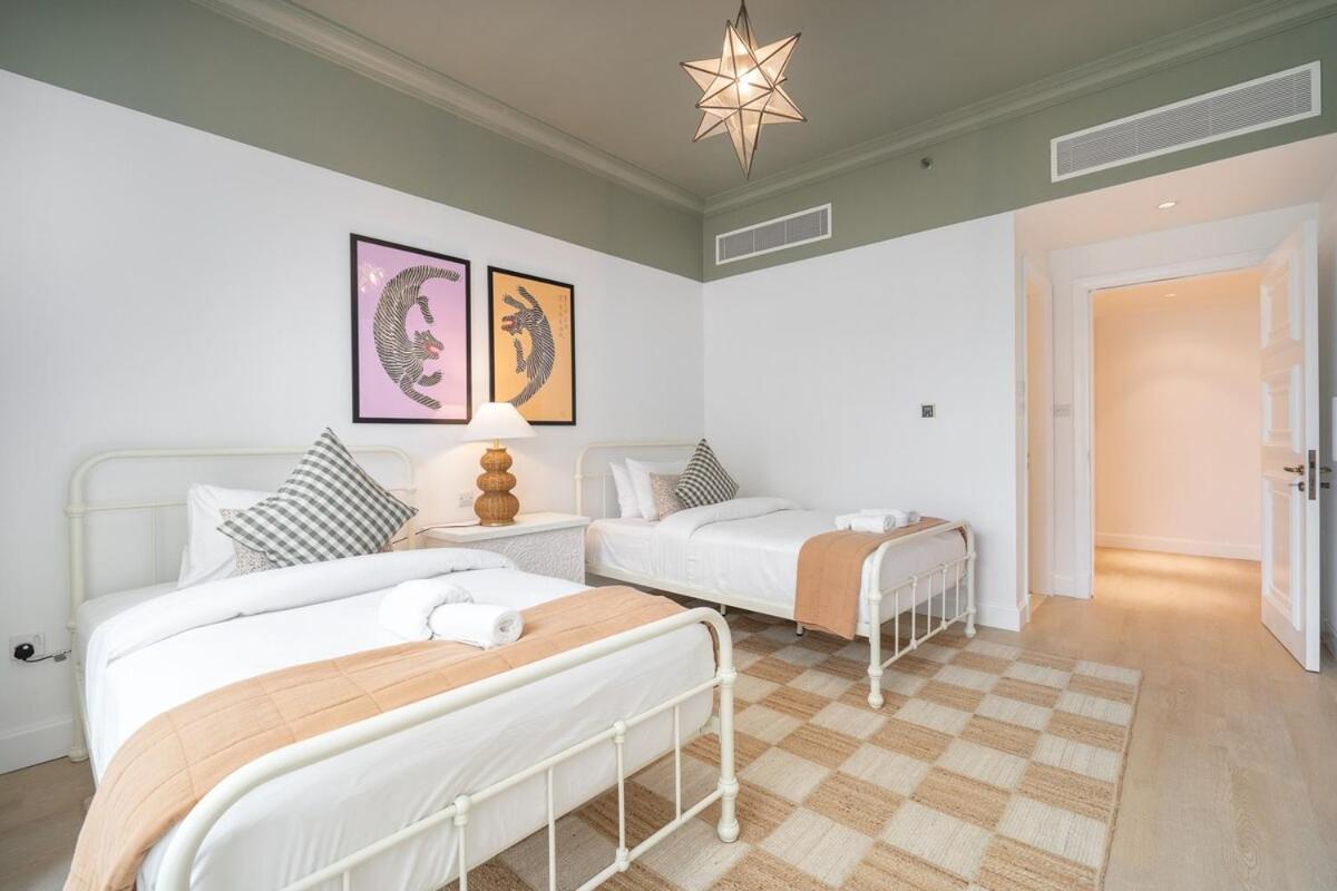 Spacious 3-bedrooms With Cozy Balcony In Palm Jumeira! Lägenhet
