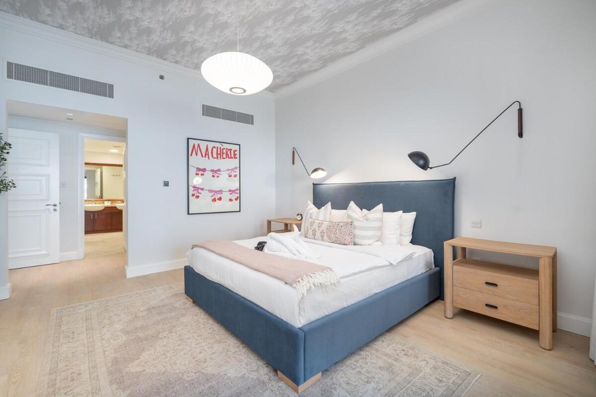 Lägenhet Spacious 3-bedrooms With Cozy Balcony In Palm Jumeira! *