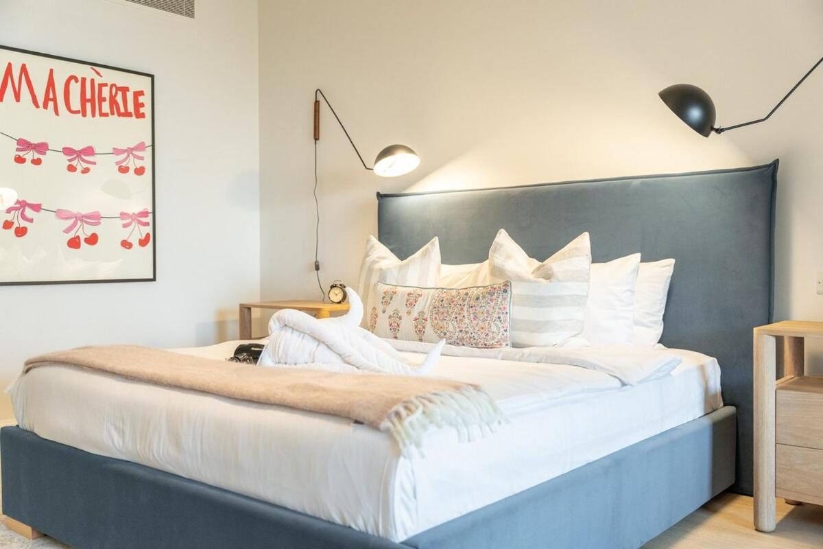 Spacious 3-bedrooms With Cozy Balcony In Palm Jumeira! * Dubai