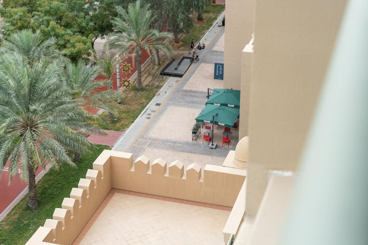 Spacious 3-bedrooms With Cozy Balcony In Palm Jumeira! Lägenhet