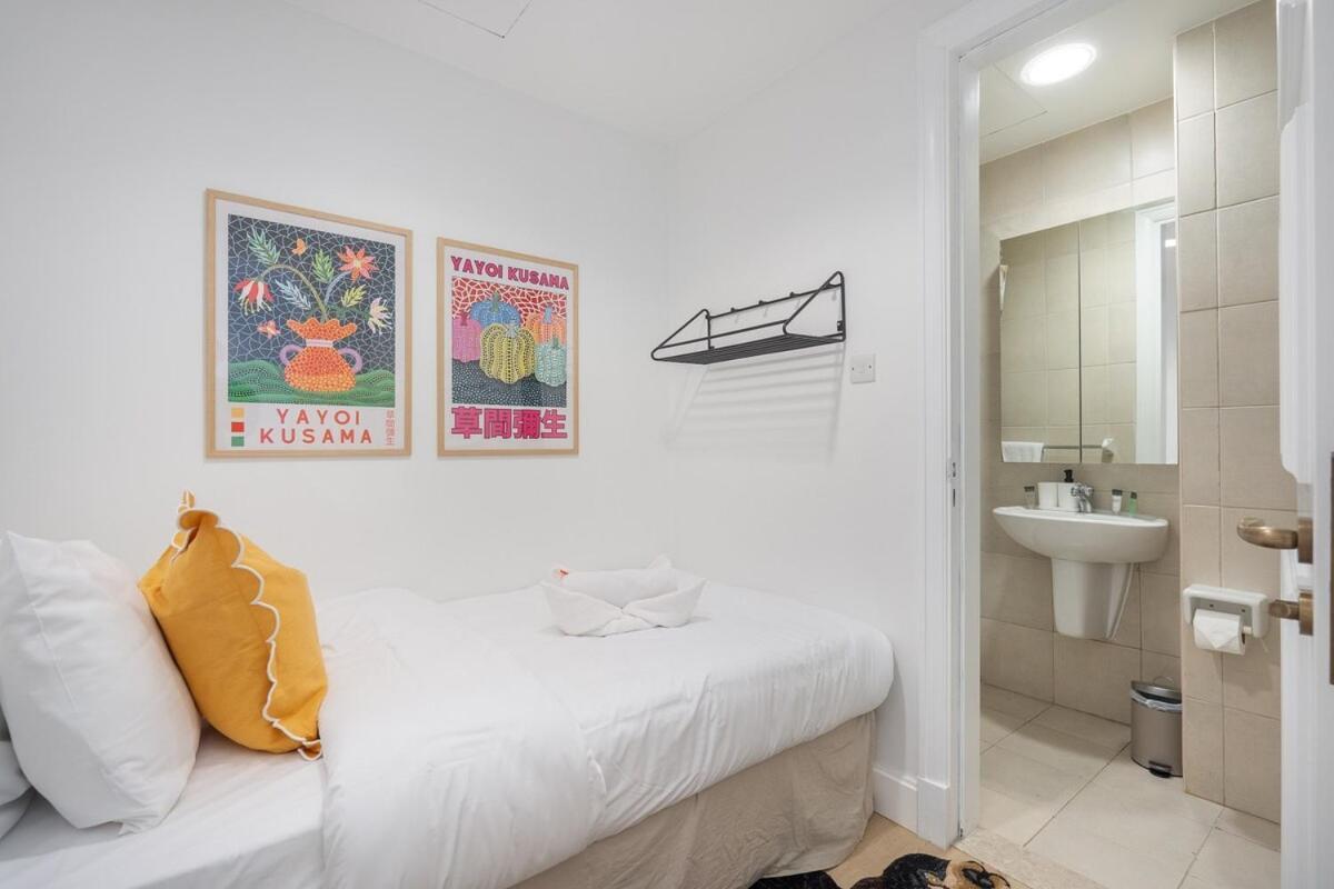 Lägenhet Spacious 3-bedrooms With Cozy Balcony In Palm Jumeira! Dubai