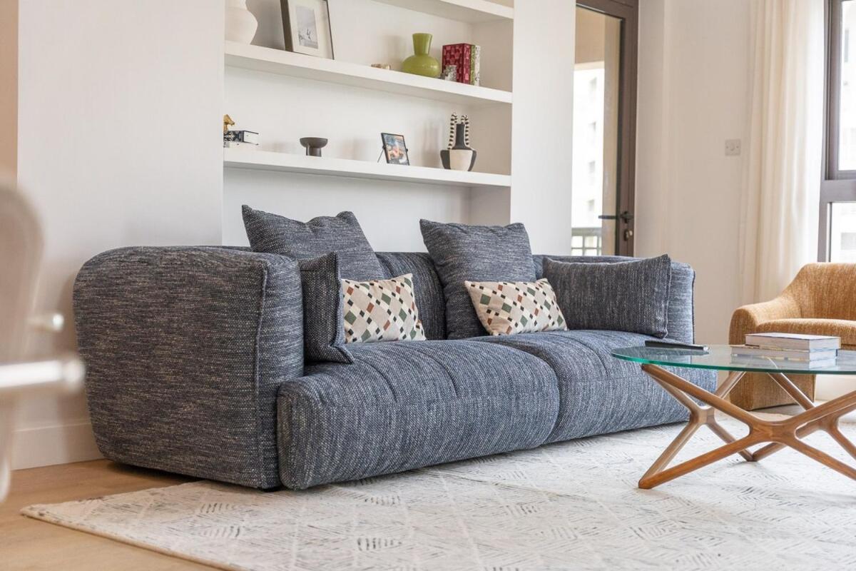 Spacious 3-bedrooms With Cozy Balcony In Palm Jumeira!