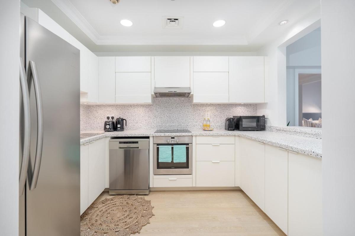 Lägenhet Spacious 3-bedrooms With Cozy Balcony In Palm Jumeira! Dubai
