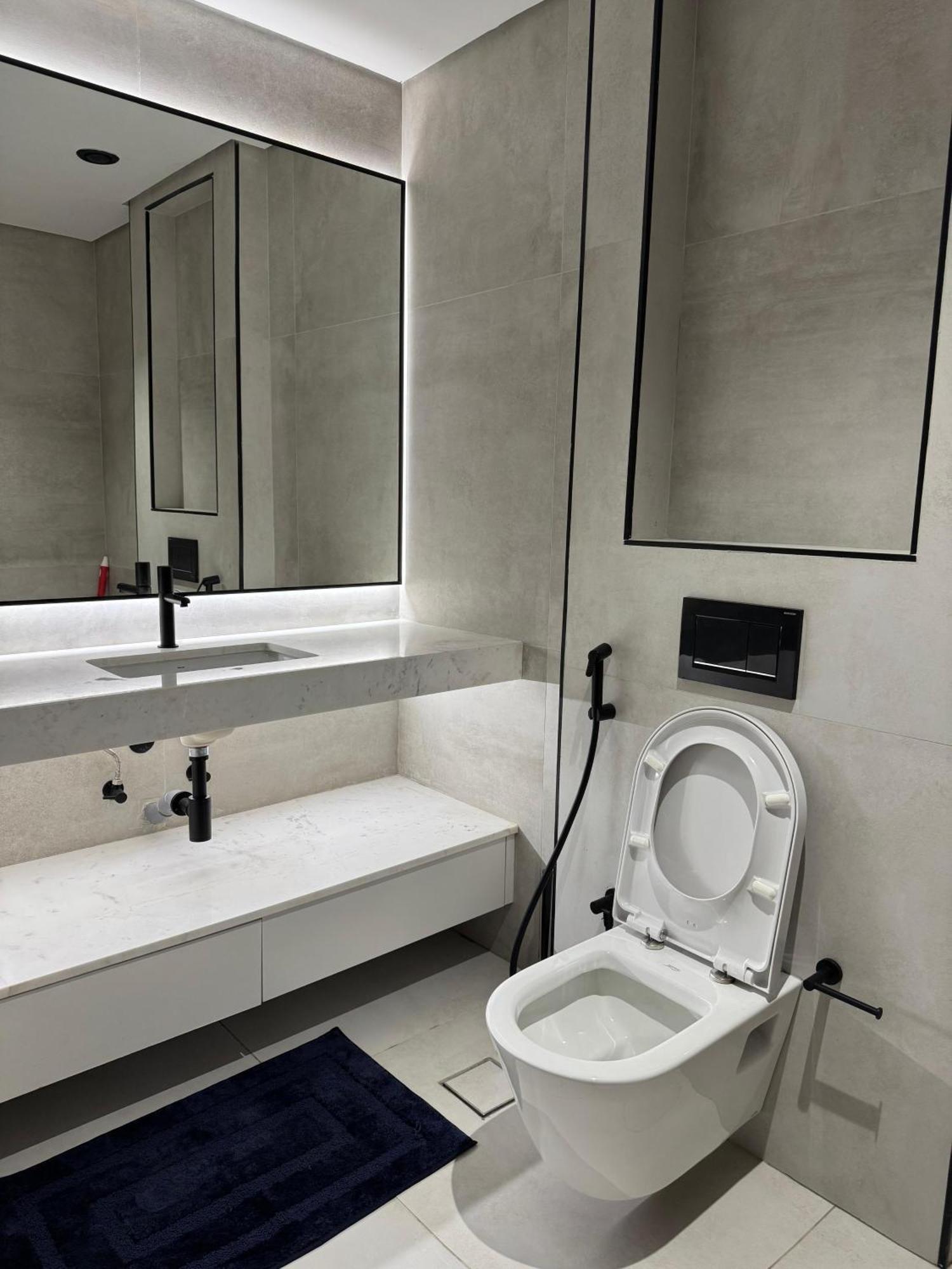 Jumeirah Heights Apartemen
