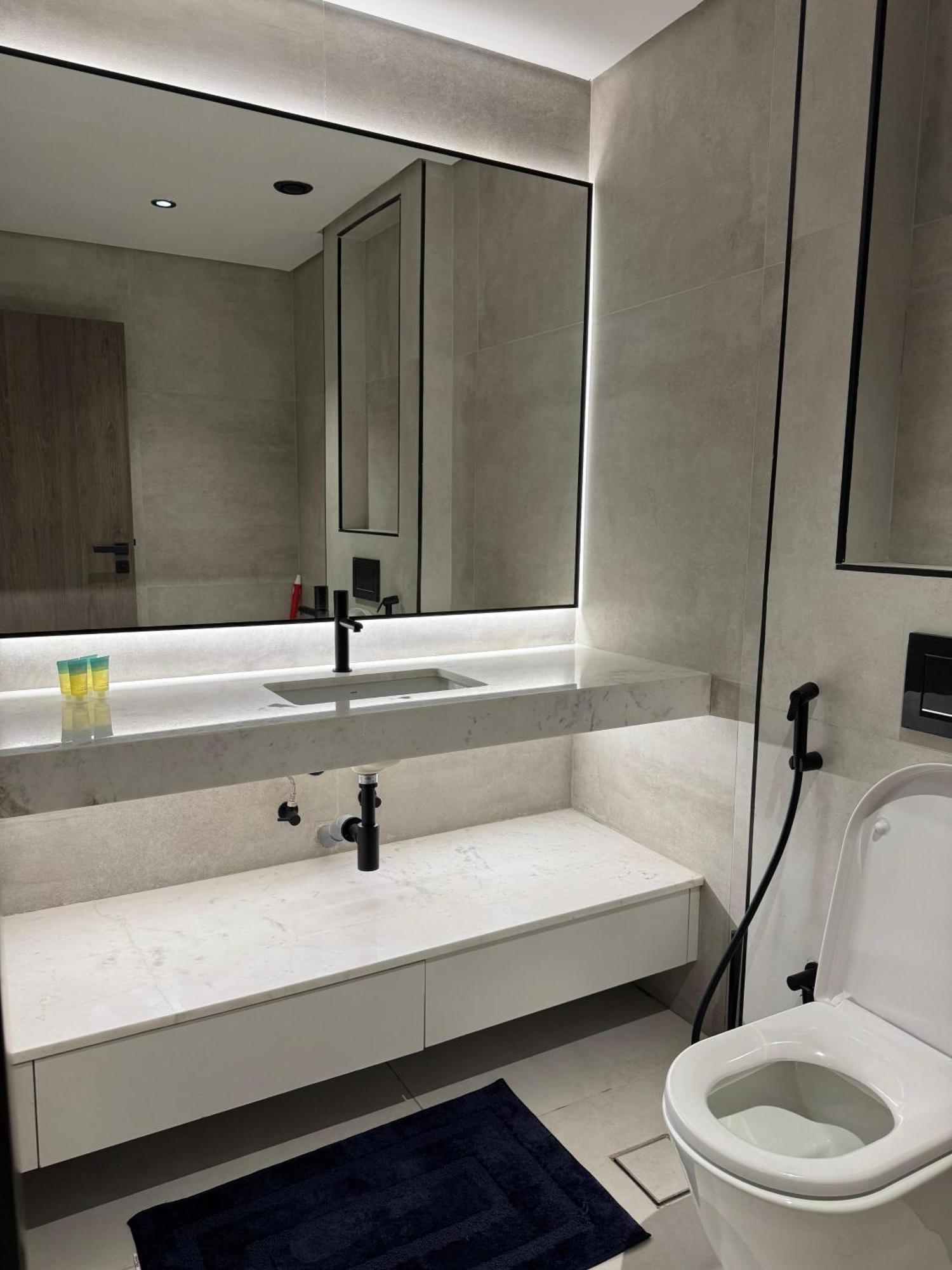 Jumeirah Heights Apartemen *