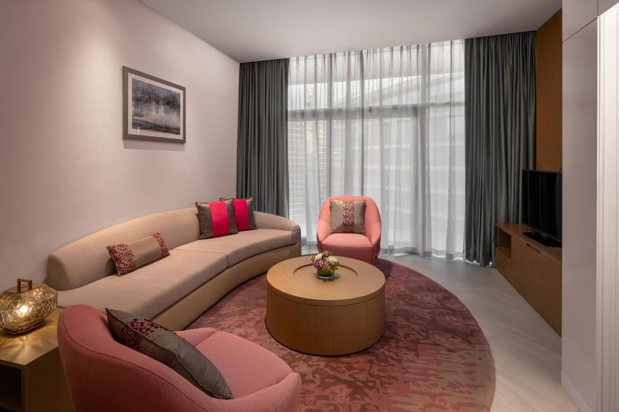 Hilton Creek & Residences Hotell
