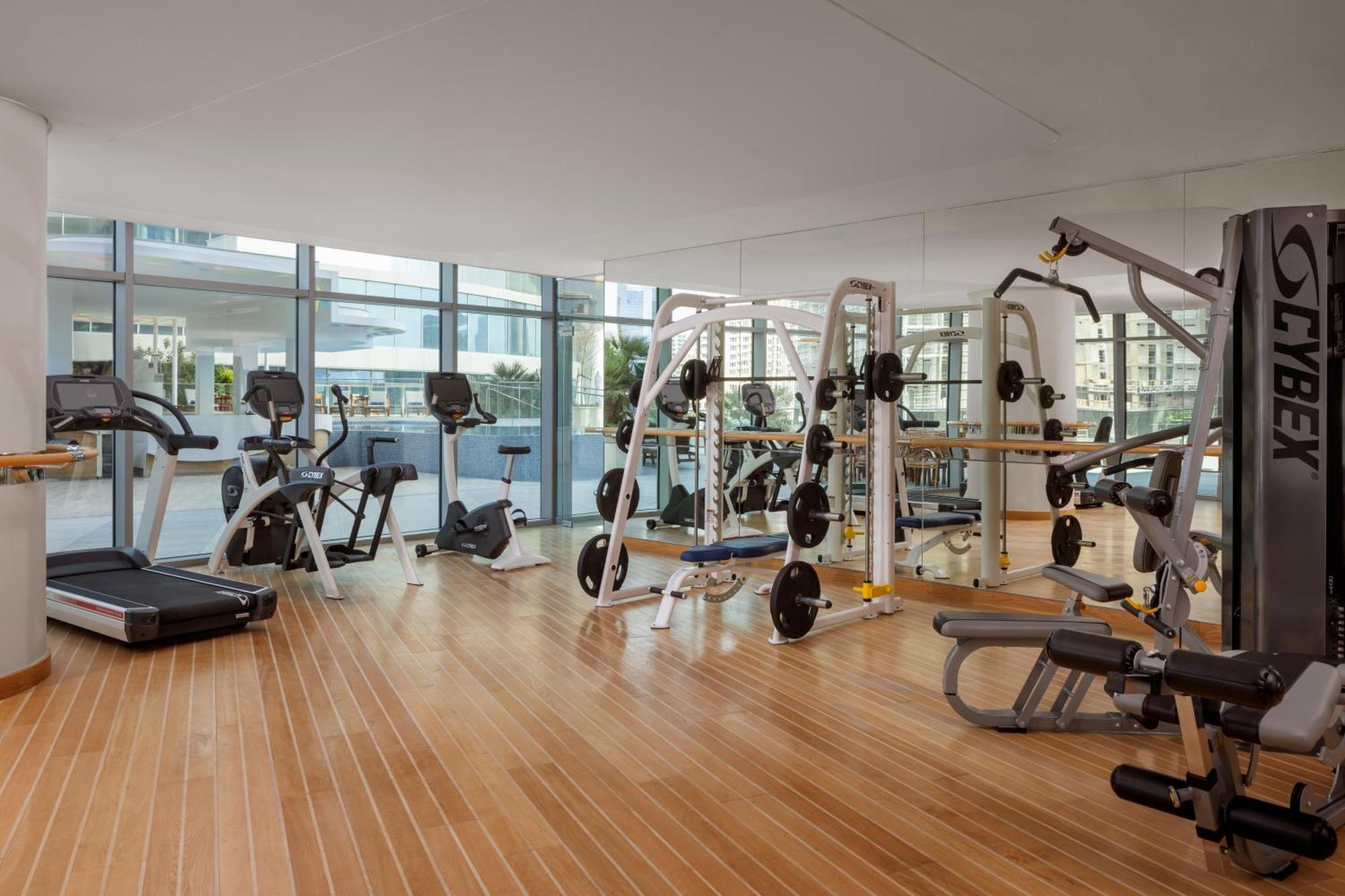 Hotell Hilton Creek & Residences 5*