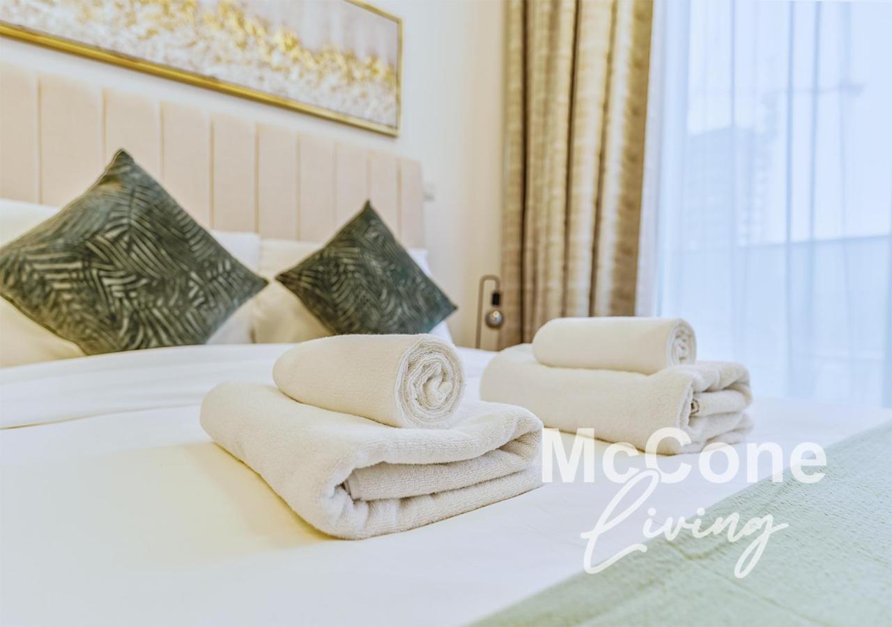 Appartement Stylish 1br In Jvc With Pool & Nearby Parks Dubaï