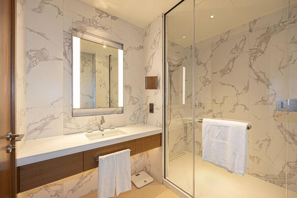 Lägenhet Stunning Address Opera 3bedroom *