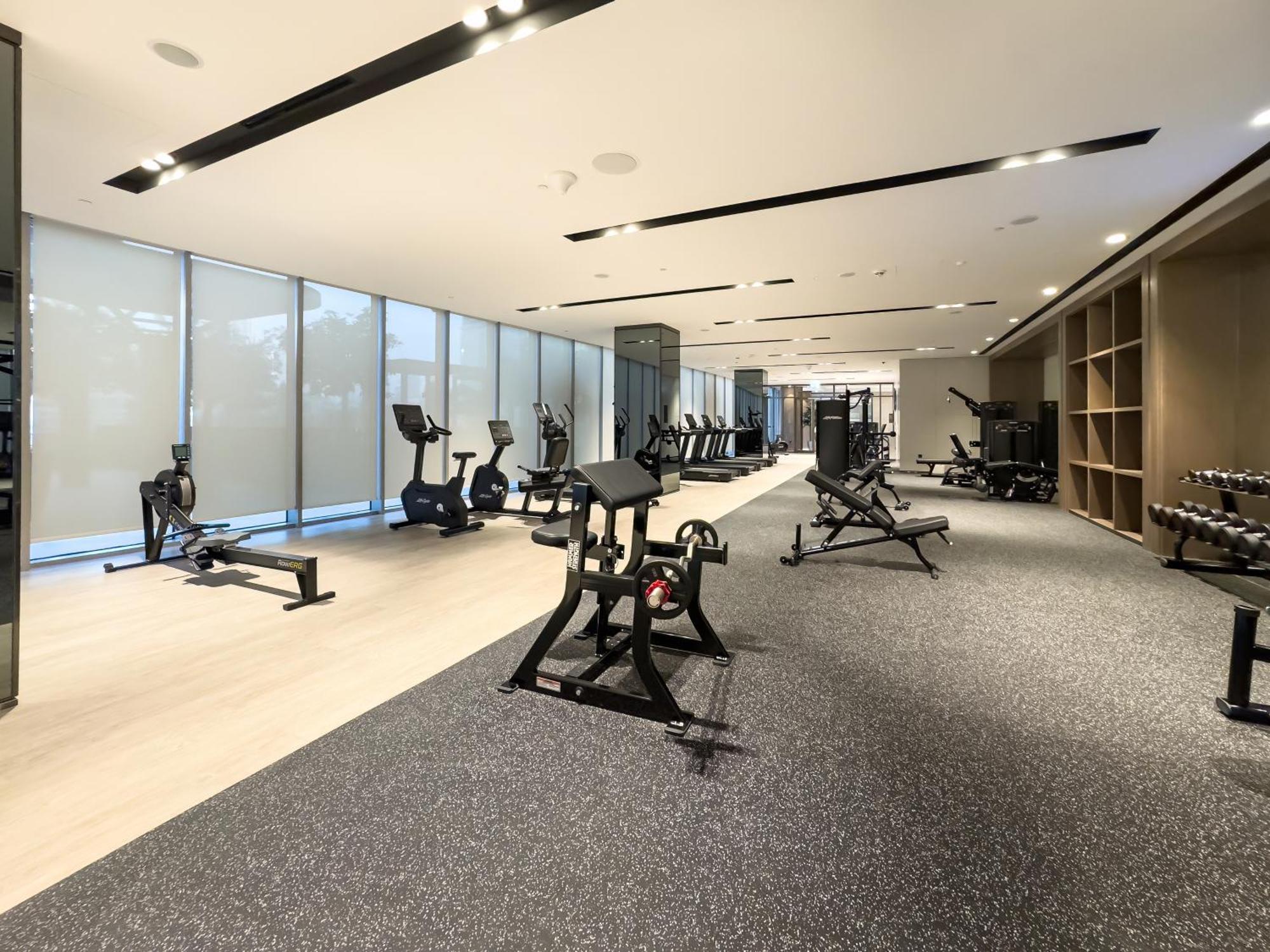 Grandeur 2 Bedroom I Burj Khalifa & Fountain Views I Free Parking, Gym, Pool, Wi-fi & Ps5 I By Skyline Serenity Apartamento