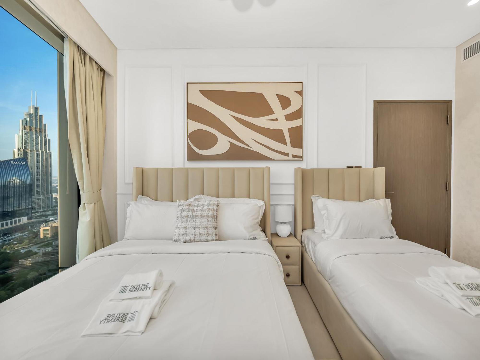 Apartamento Grandeur 2 Bedroom I Burj Khalifa & Fountain Views I Free Parking, Gym, Pool, Wi-fi & Ps5 I By Skyline Serenity *