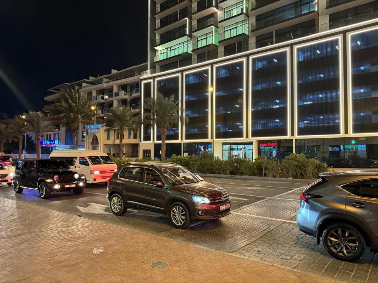 Apartemen Jumeirah Heights