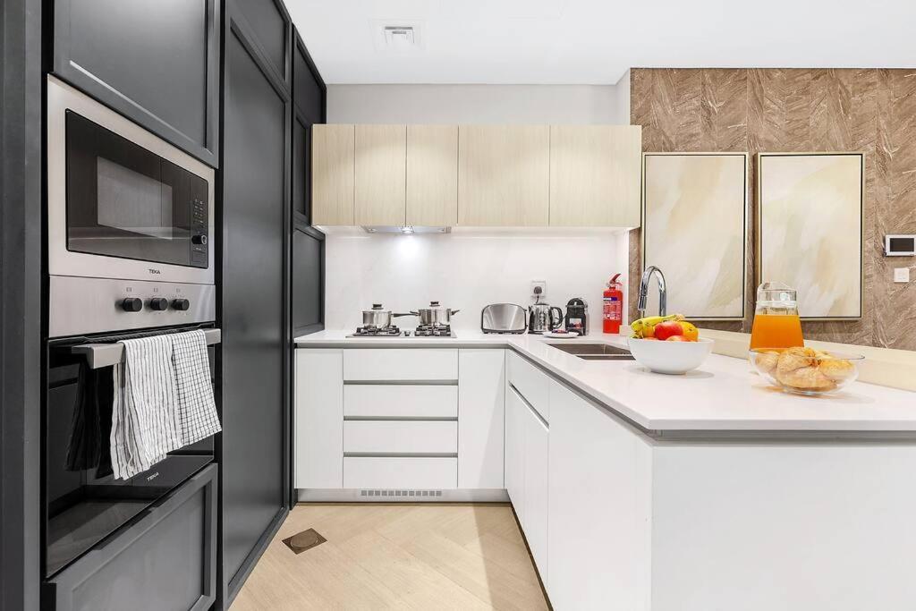 First Class 2br Serene Retreat In Wilton * Dubái