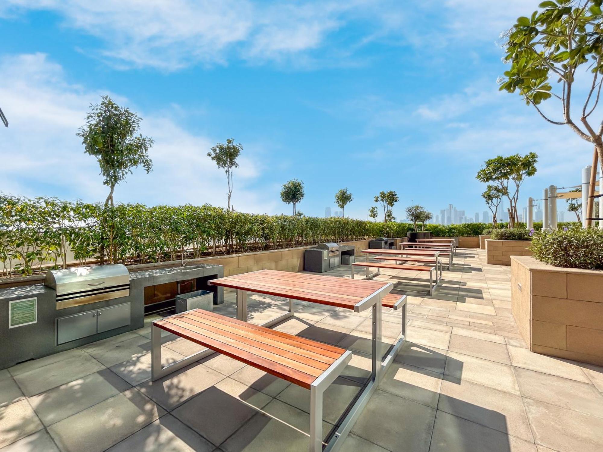 Modern Minutes Away From Downtown Appartement *