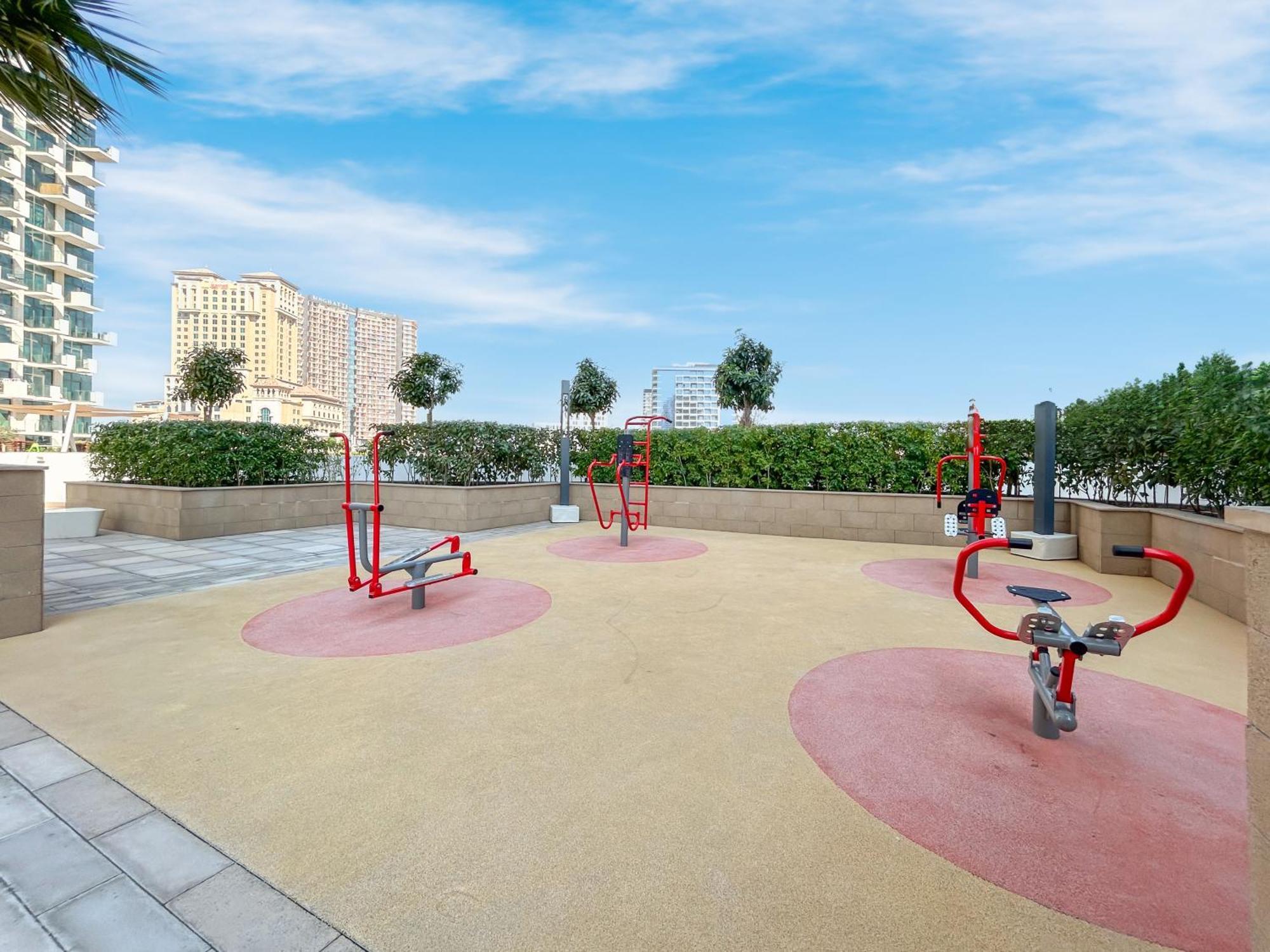 Modern Minutes Away From Downtown Dubaï