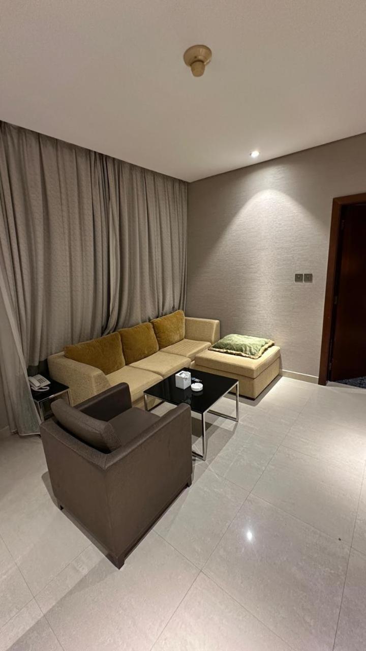 Hotel Versailles By Raviz 4*