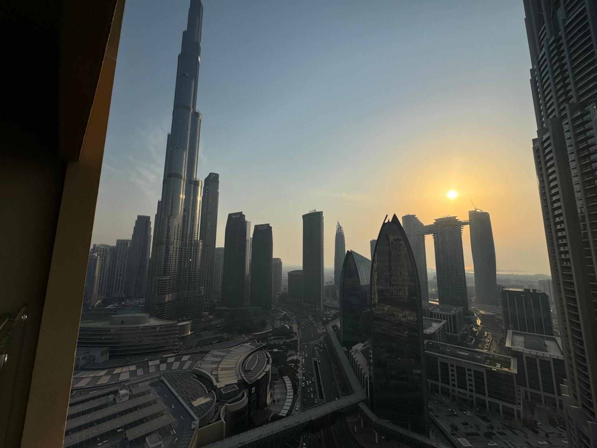 Superhost Emaar Residences - Address Mall Apartment