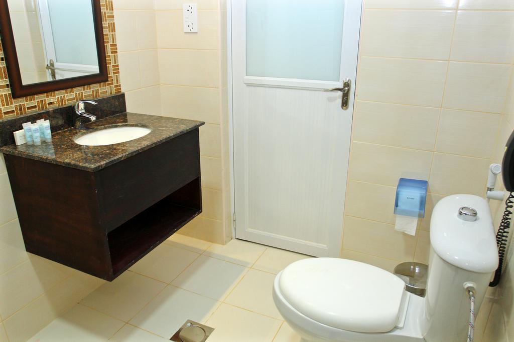 L.l.c Hotel Dubai