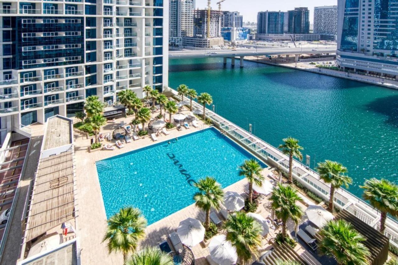 Apartment Furnished With Big Balcony, Full Canal View, High Floor Dubai