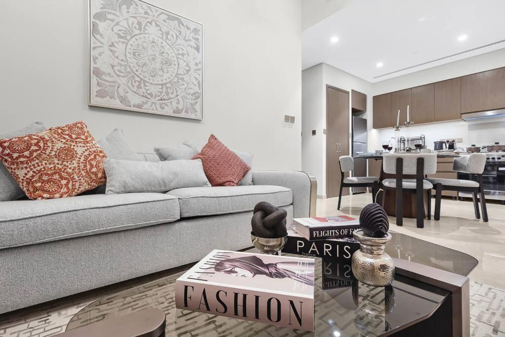 Apartment First Class 1br Charming View Dubai