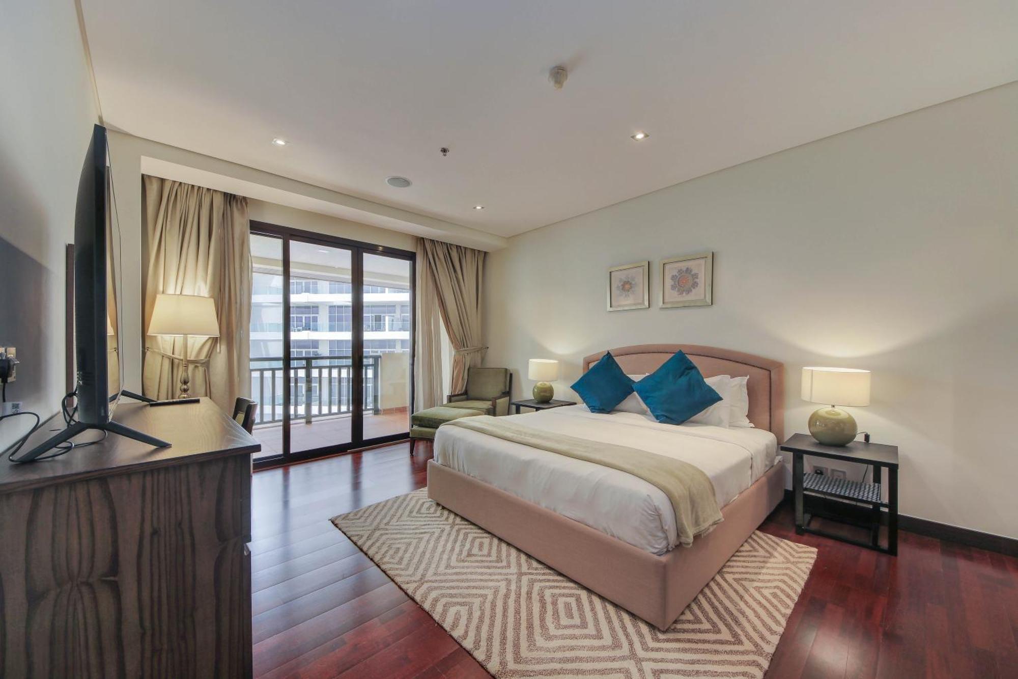 Luxe Getaways Royal Amwaj Palm Jumeirah Apartment