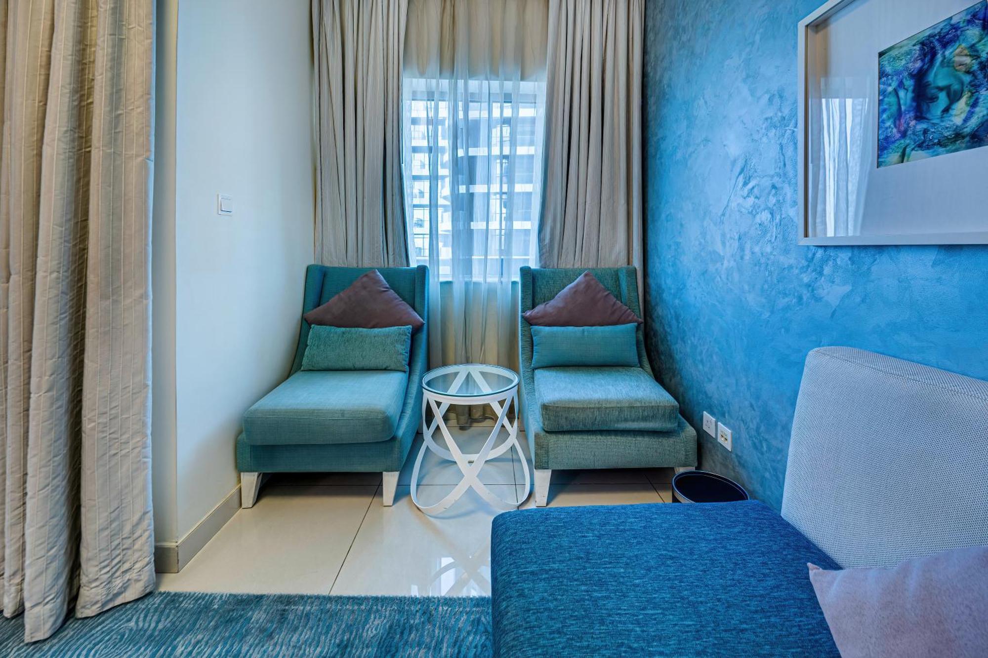 Appartement 1br Near Mall *