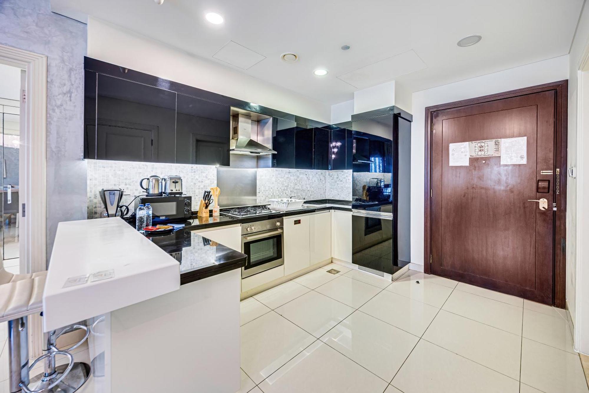 Appartement 1br Near Mall *