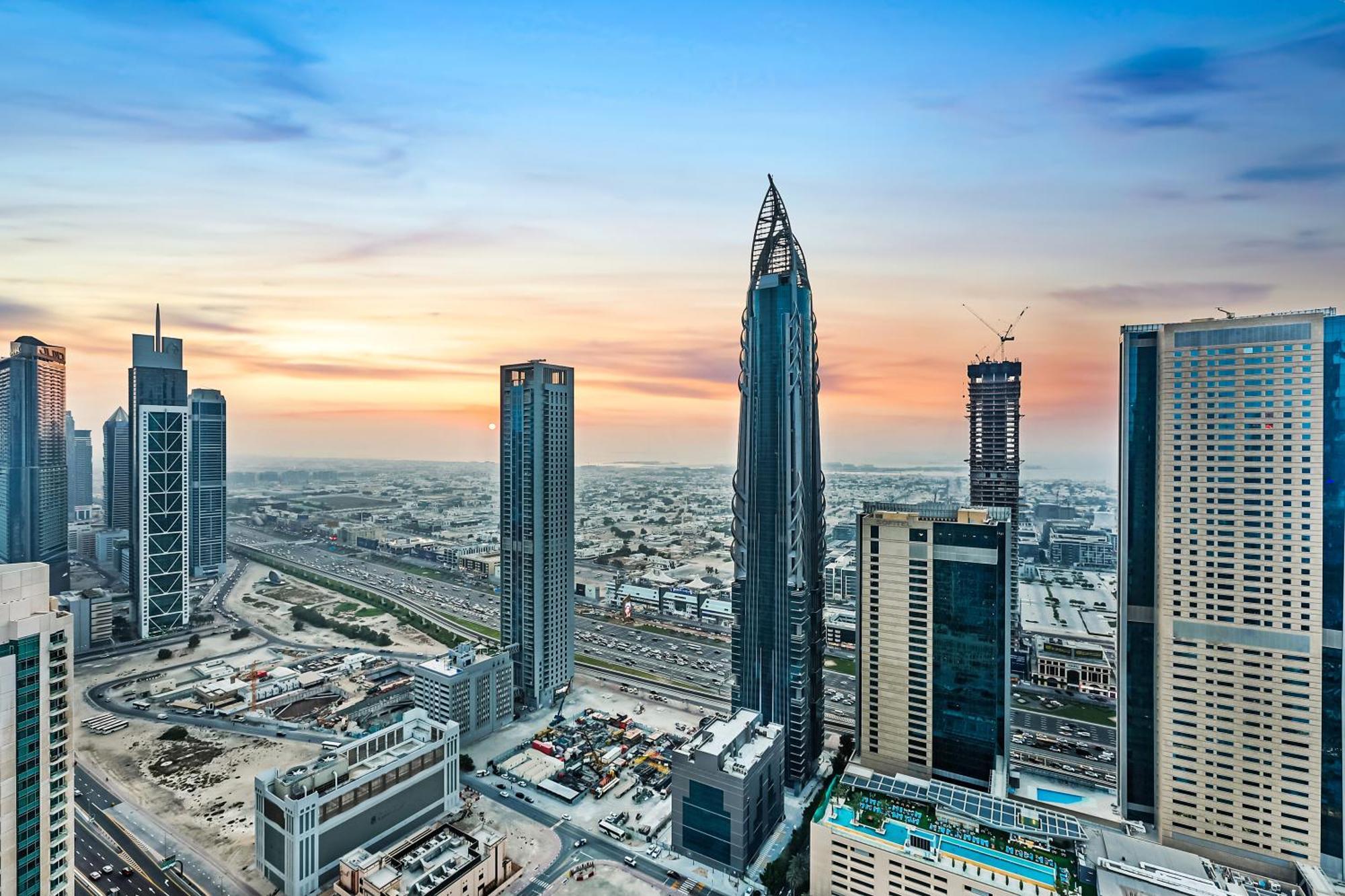 First Class 2br With Full Skyline & Sea View * Dubai