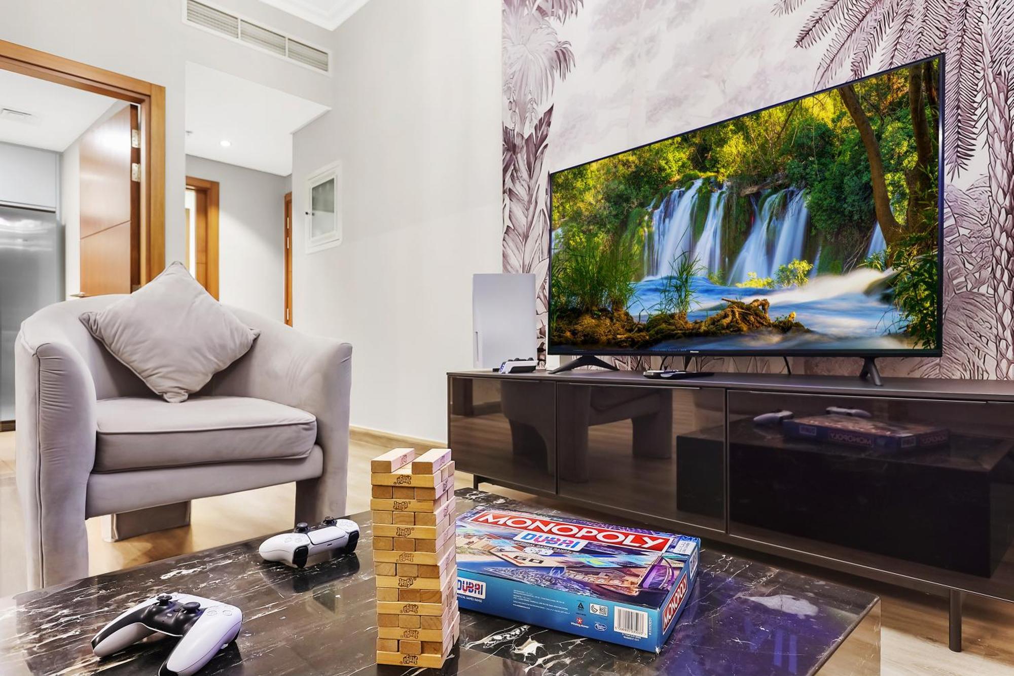 First Class 2br With Full Skyline & Sea View Apartment
