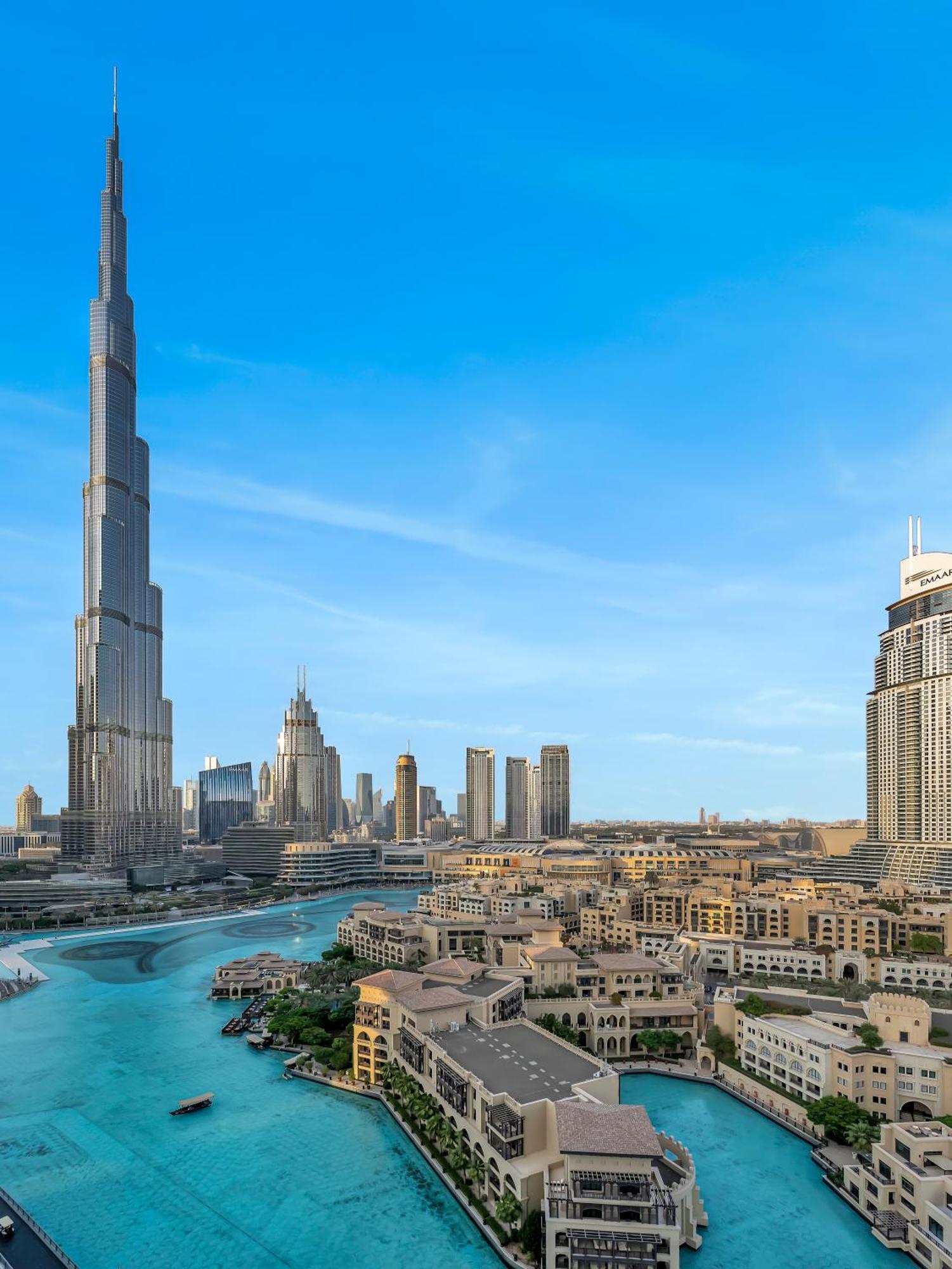 Apartamento 4 Bhk In Downtown With Iconic Burj Khalifa Views, 2 Minutes Walk To Mall