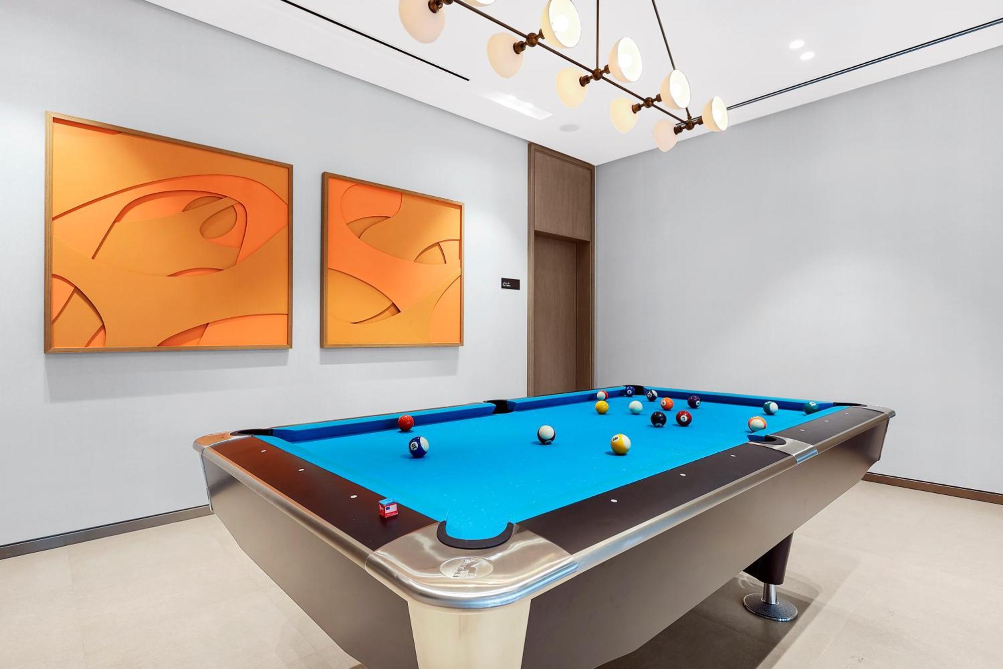 First Class 1br Charming View Apartment Dubai