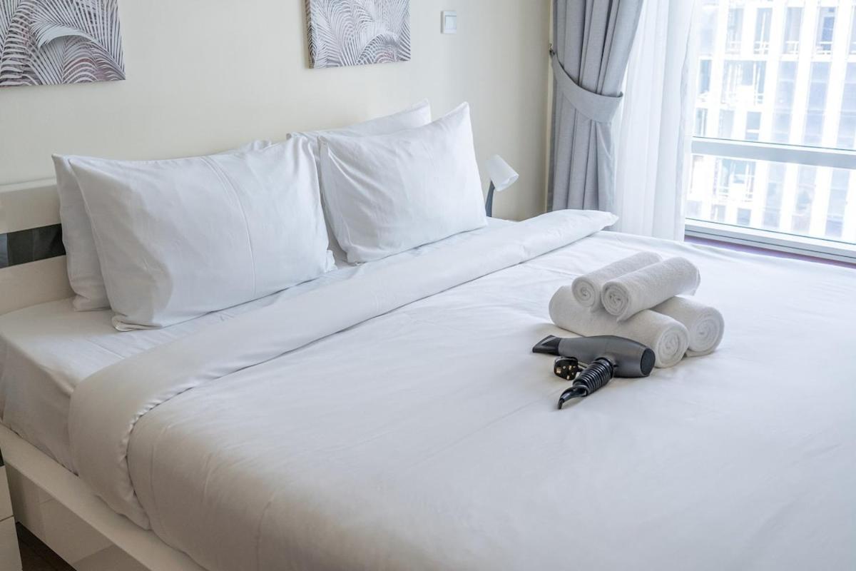 Delightful 1-bedroom Retreat At Burj Views In Downtown Apartamento Dubai