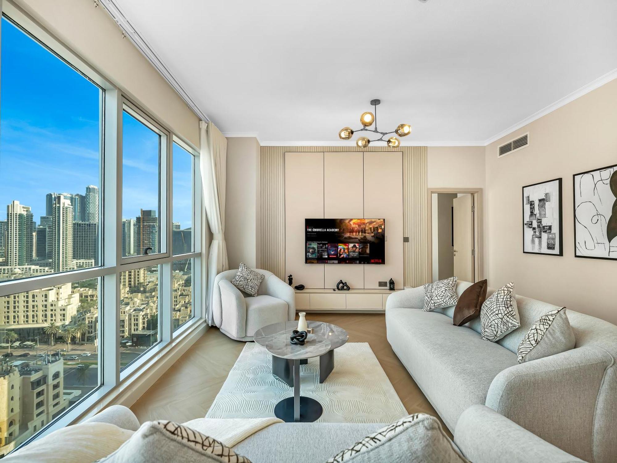 4 Bhk In Downtown With Iconic Burj Khalifa Views, 2 Minutes Walk To Mall * Dubái
