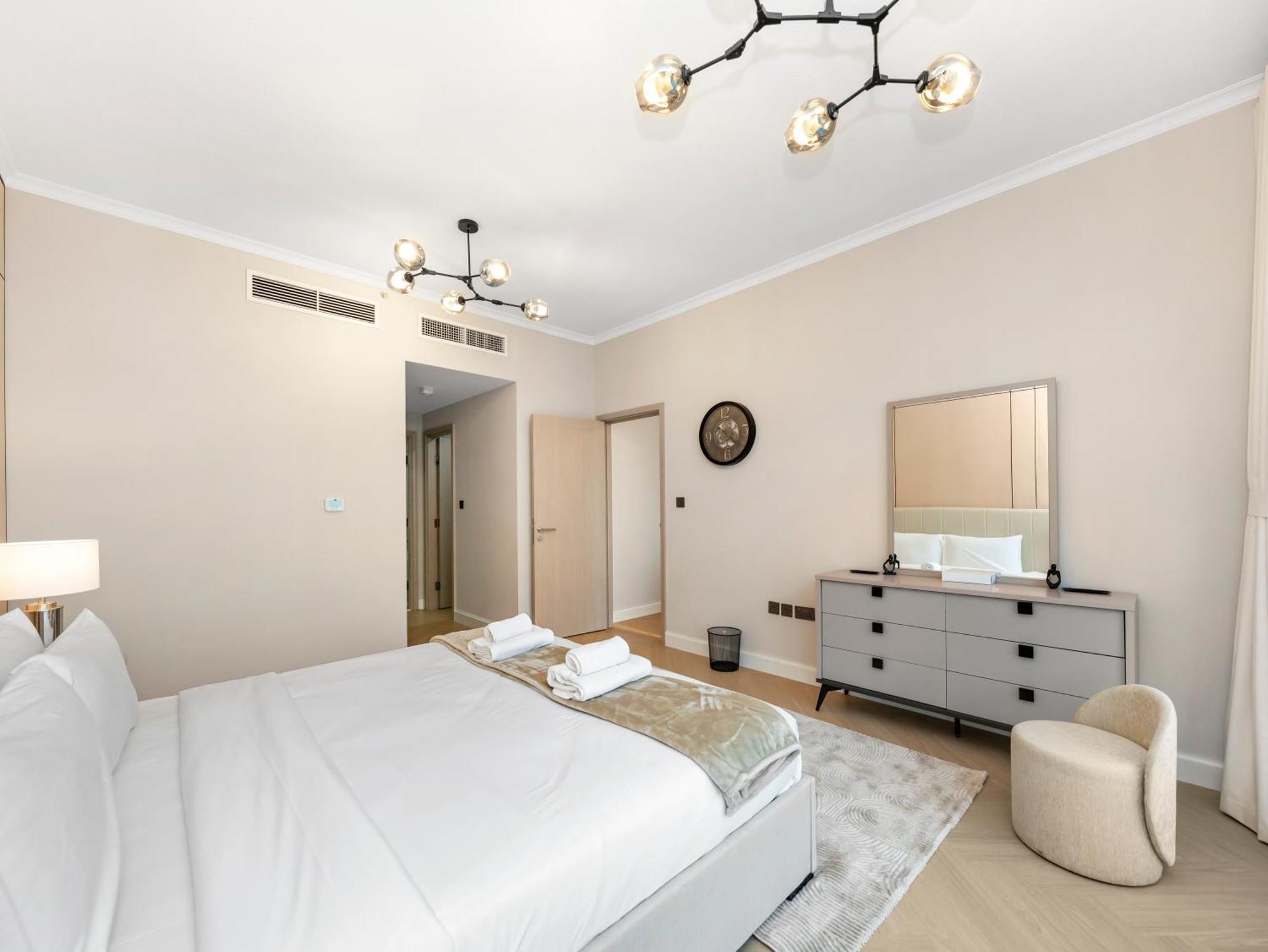 Apartamento 4 Bhk In Downtown With Iconic Burj Khalifa Views, 2 Minutes Walk To Mall