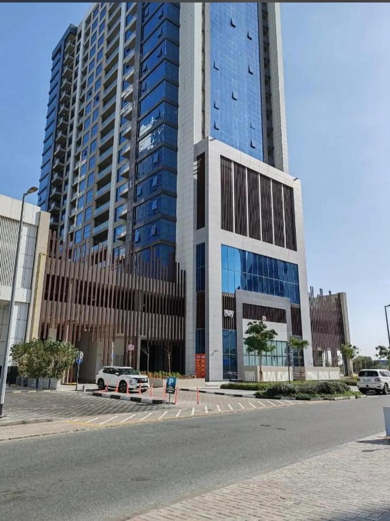 Urban Nest Burj Khalifa View Hostal