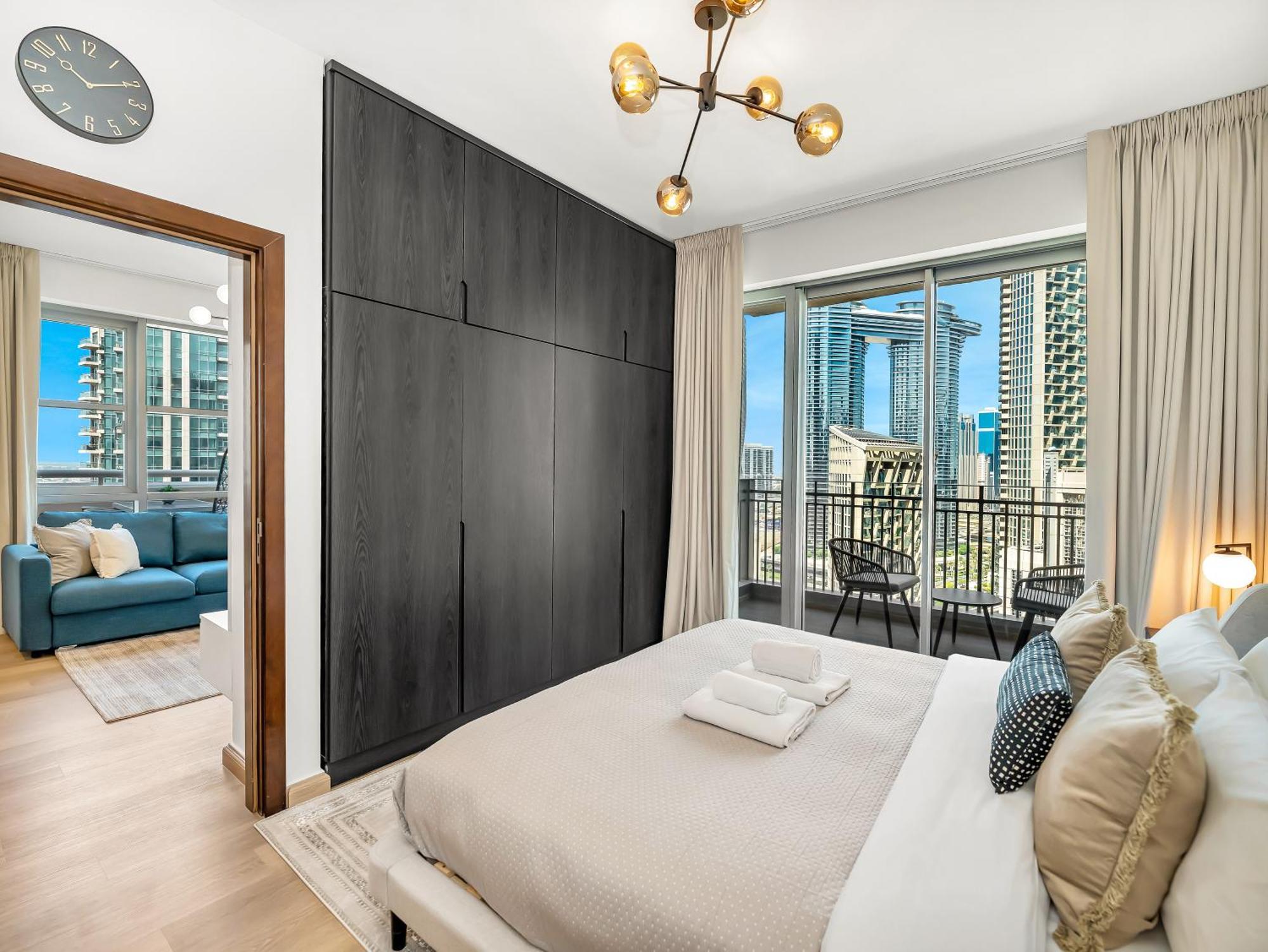 Apartament The Skyline Luxury Downtown Retreat