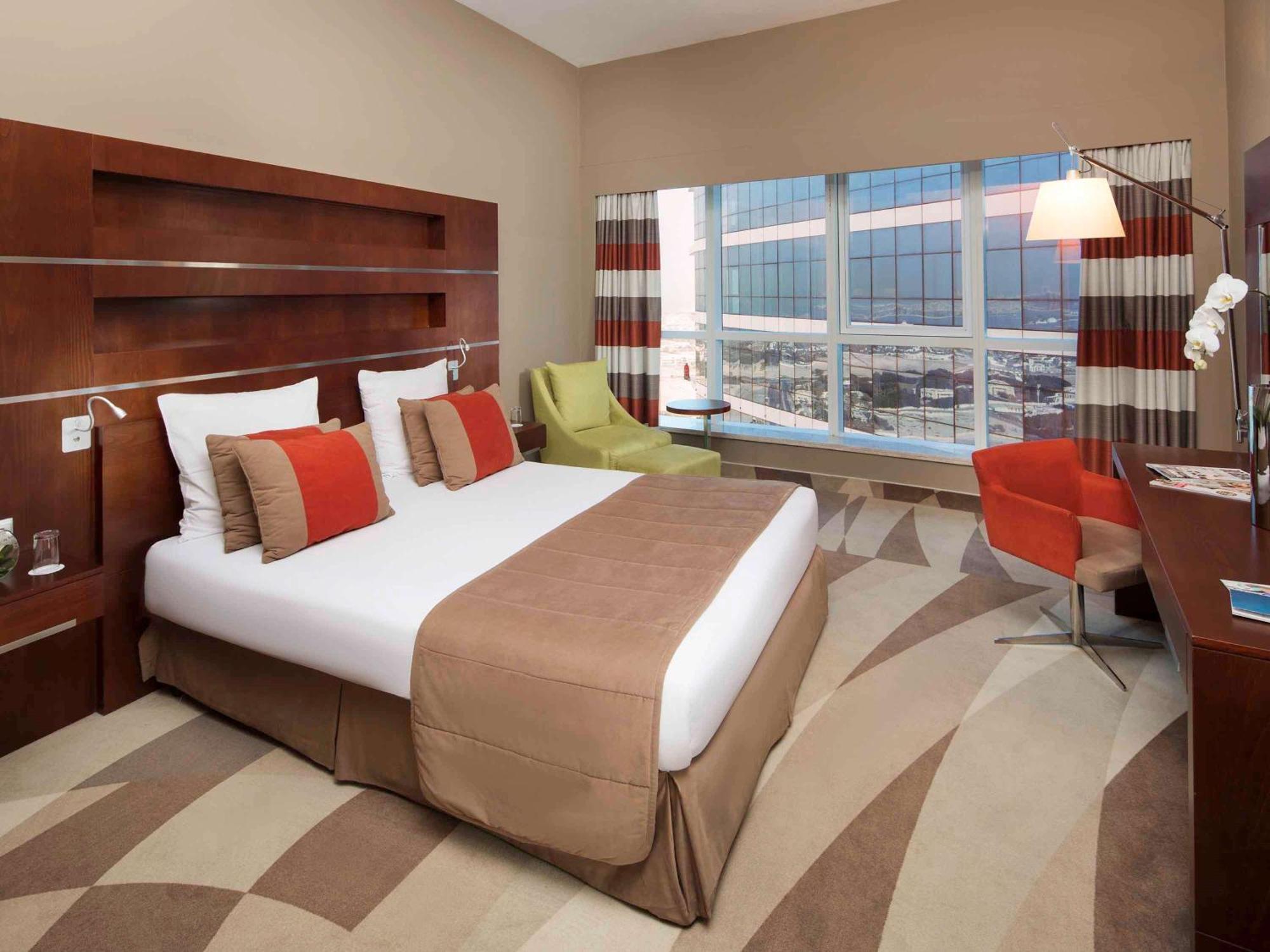 Novotel Al Barsha Dubái