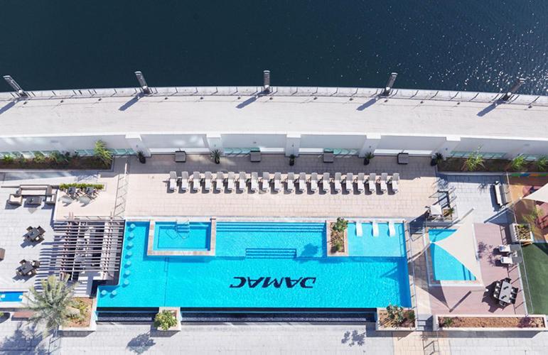 Damac Canal Views Residences Apartahotel Dubái