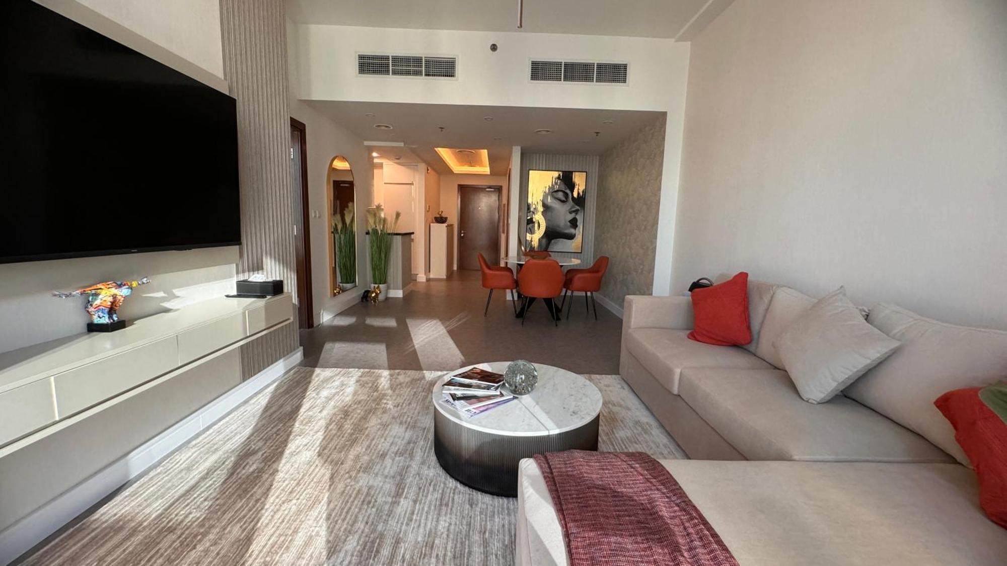 Amazing 1 Bedroom - Downtown Dubai, Canal & Burj Views Appartement *