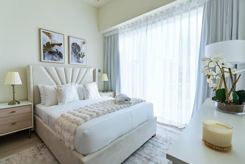 Nasma - Modern 3br Oasis With Balcony In Azizi Riviera * Dubaï