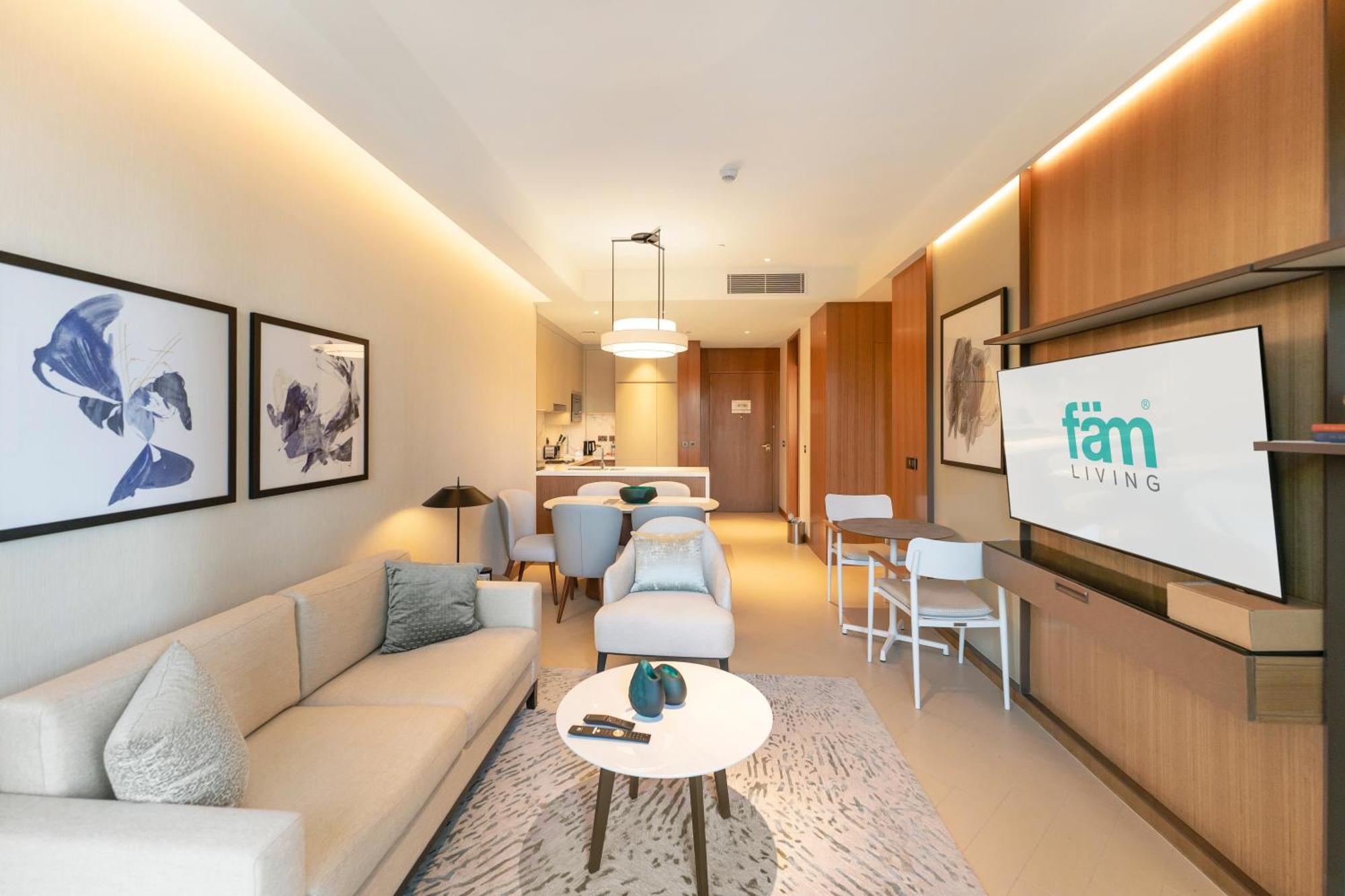 Fam Living - Address Residences Opera - Luxurious 2bed Appartement